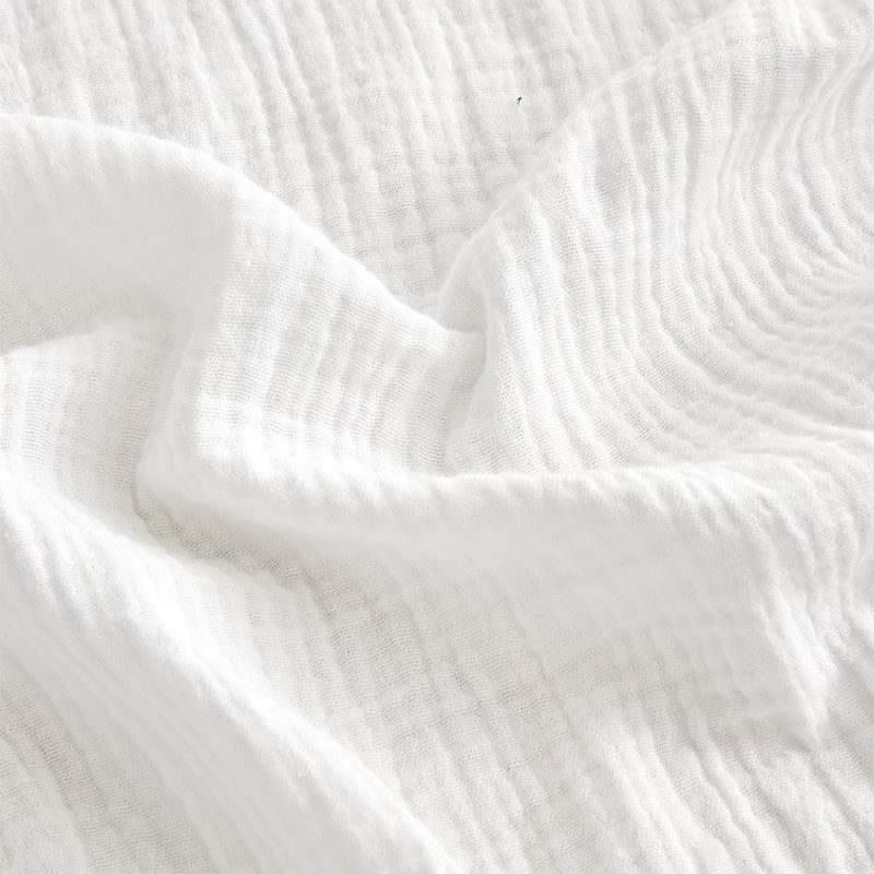 Hotelový župan s dvojvrstvovým šatkovým golierom z gázovej bavlny Hotelový župan s dvojvrstvovým šatkovým golierom z gázovej bavlny