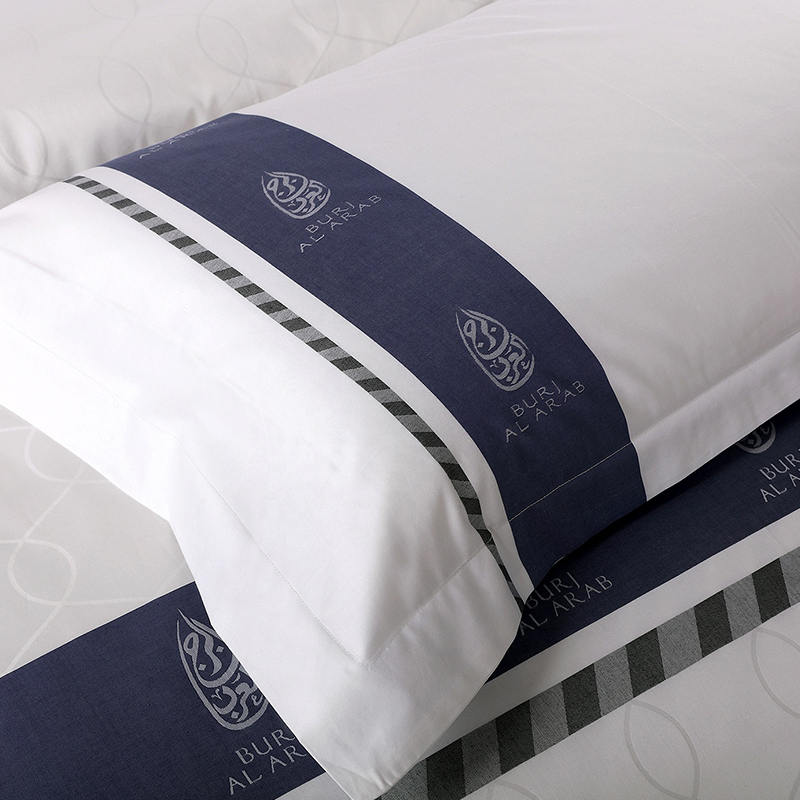 Priadza zafarbená na mieru s logom 100% bavlna Priadza zafarbená na mieru s logom 100% bavlna